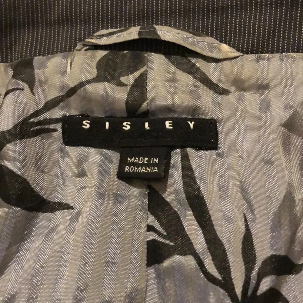 Sisley Grey pinstriped three button jacket - Picture 4 of 5
